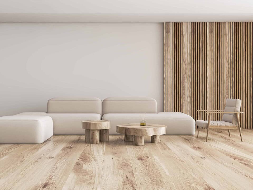 Cómo incorporar butacas de madera en interiores